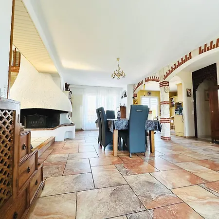 Serinity - Piscine - Proche Castres * Viviers-les-Montagnes